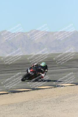 media/Oct-13-2025-Moto Forza (Mon) [[a66d839500]]/2-A Group/Session 2 (Bowl)/